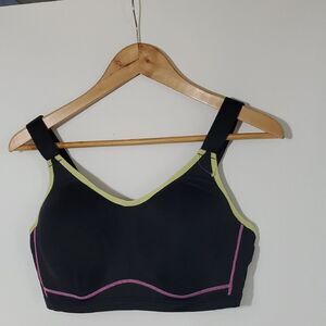 Livi Active for Lane Bryant Black and Lime Underwire Sports Bra Size 38DDD NWOT